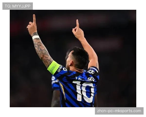 巴萨2-1逆转拜仁,莱万点射弑旧主 巴萨2-1逆转拜仁,莱万点射弑旧主